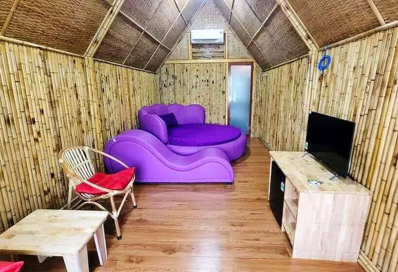 هتل Homestay Coco Island