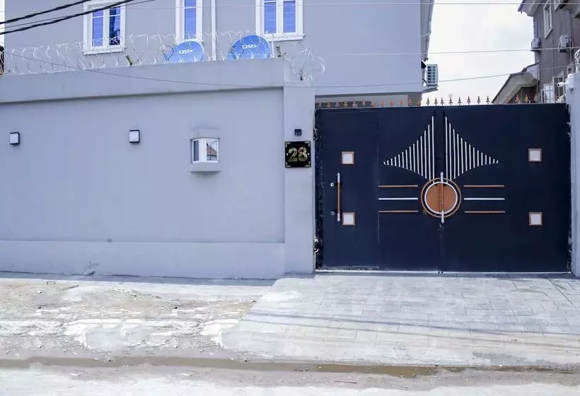 هتل Mitos Luxury Suites