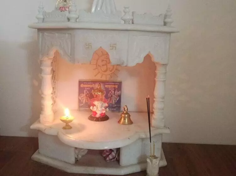 ホテル Serene Lake Castle