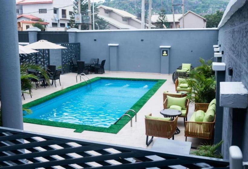 هتل The Grosvenor Suites Gwarinpa Abuja