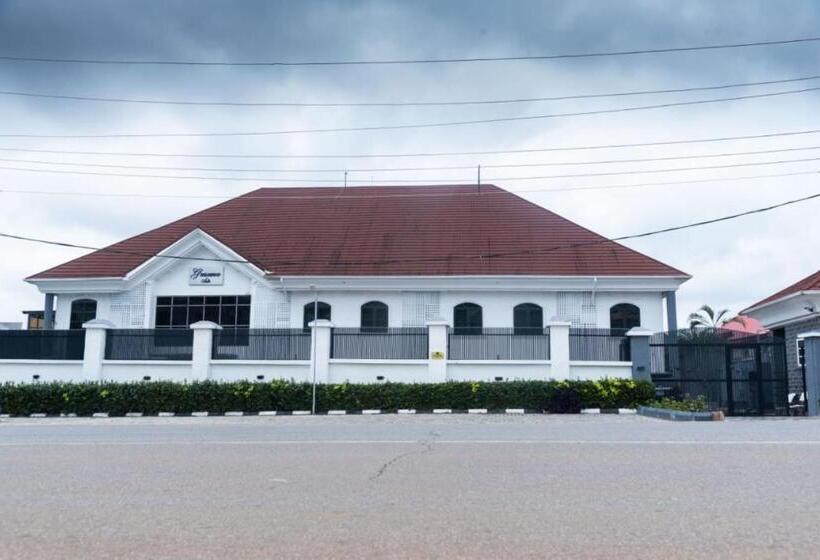 هتل The Grosvenor Suites Gwarinpa Abuja