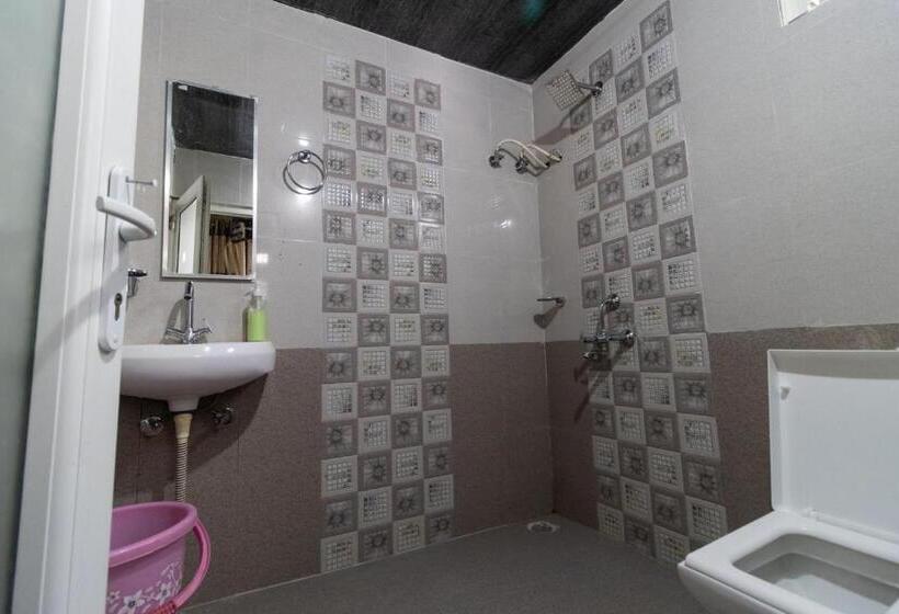 Отель Vrindavan Gopala Resort