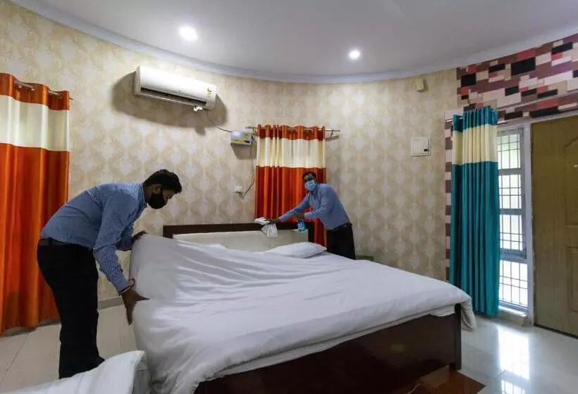 ホテル Vrindavan Gopala Resort