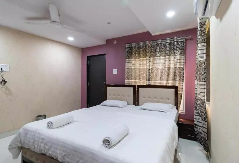ホテル Vrindavan Gopala Resort