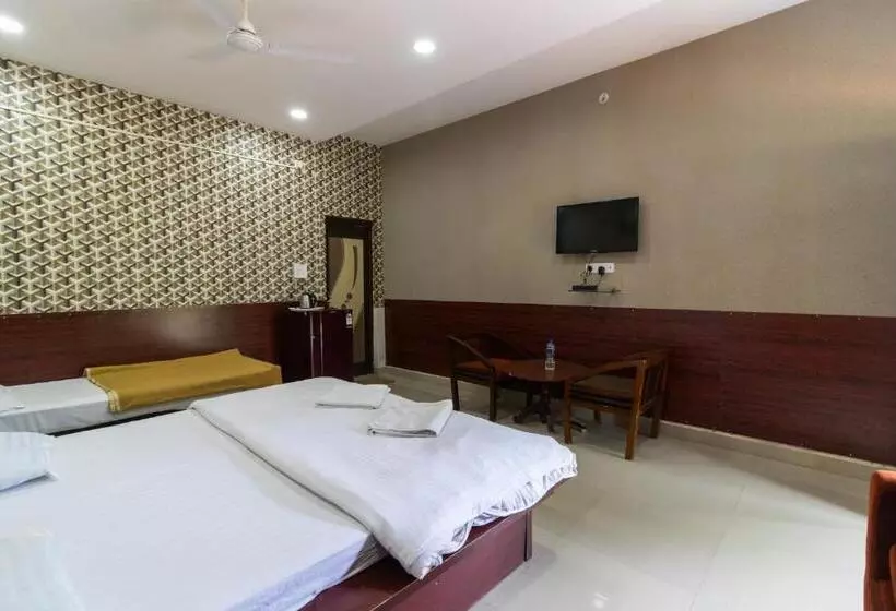 ホテル Vrindavan Gopala Resort