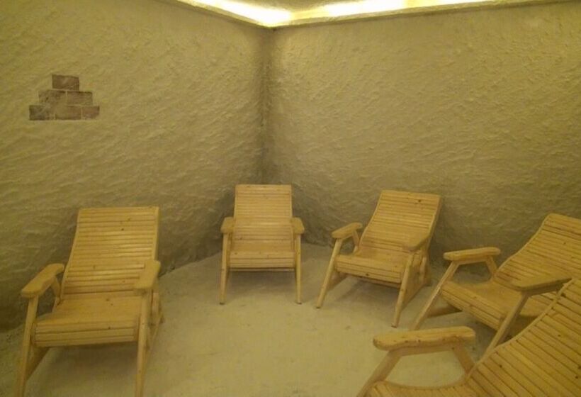 Maajid Quba Hotel&restaurant Sanatorium