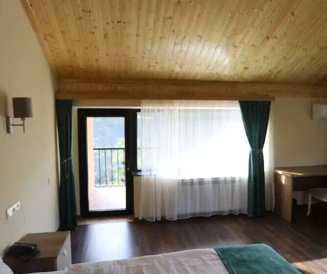 Maajid Quba Hotel&restaurant Sanatorium