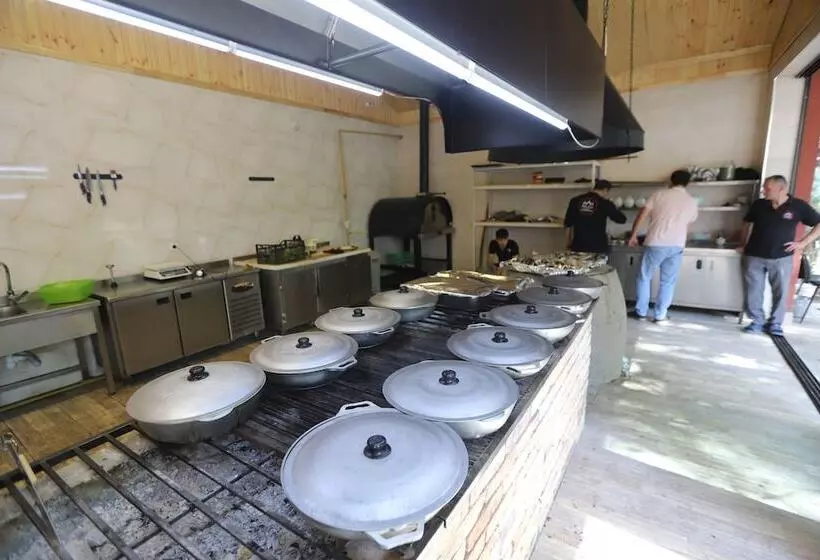 Maajid Quba Hotel&restaurant Sanatorium