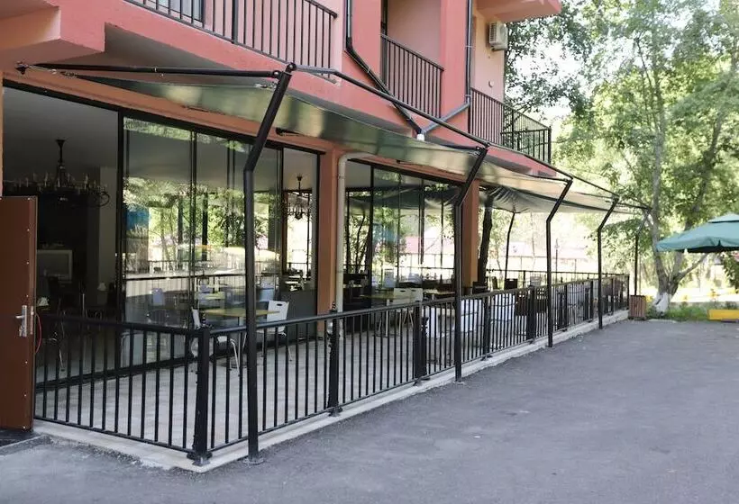 Maajid Quba Hotel&restaurant Sanatorium