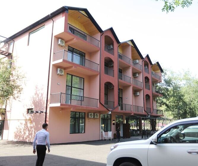 Maajid Quba Hotel&restaurant Sanatorium