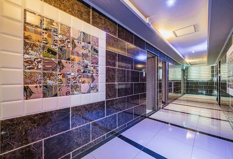 モーテル Donghae King