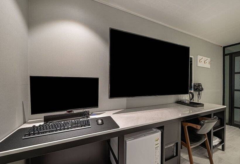 汽车旅馆 Incheon Grand