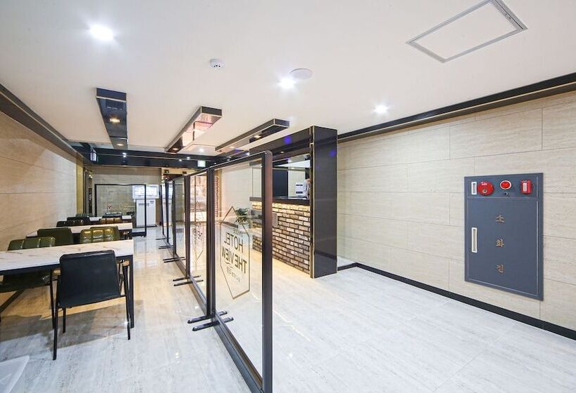 فندق على الطريق Tongyeong Unique Hotel The View