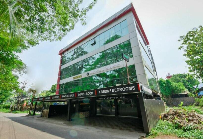 Oyo Flagship 19587 Hotel Gago