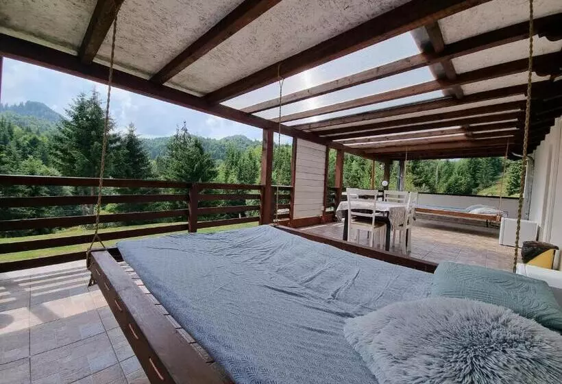 Majatalo Cabana Căsaru