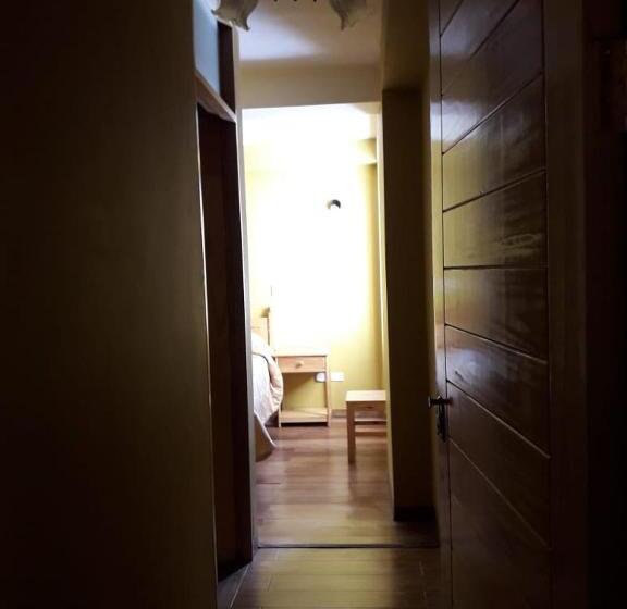 ペンション Hostal Cactus