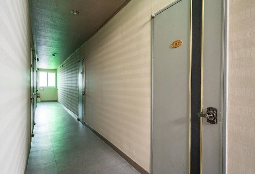 Yeongwol Cheongryeong Motel