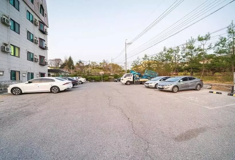 Yeongwol Cheongryeong Motel