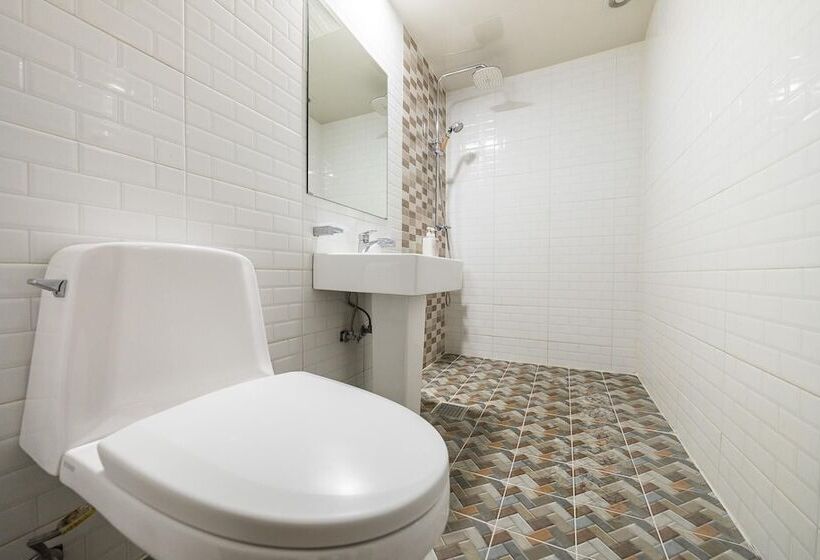 Yeongwol Cheongryeong Motel