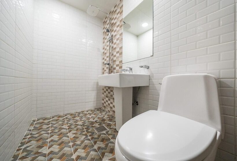 Yeongwol Cheongryeong Motel