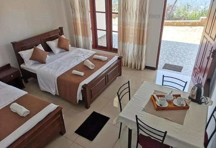 ベッドアンドブレックファースト Mountain Peak Ella