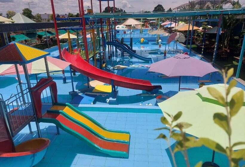 هتل Khách Sạn Vườn Cau & Khu Vui Chơi Giải Trí Sala