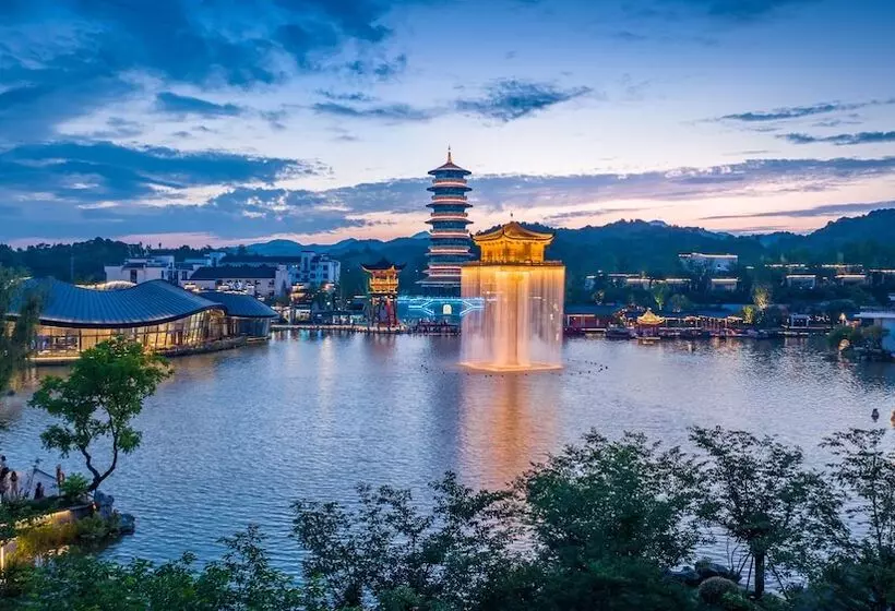 Hotelli S In Lady Island Resort