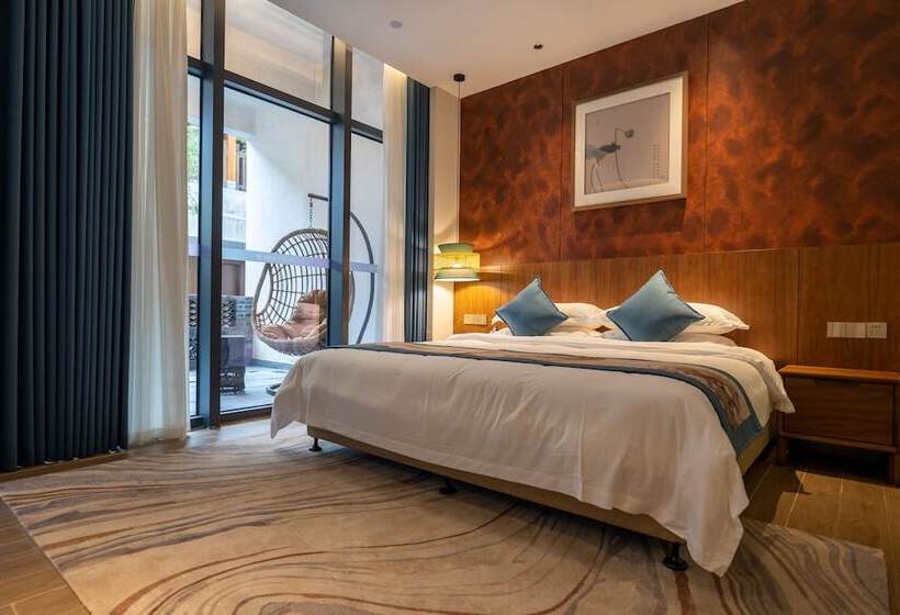 Hotel S In Lady Island Resort