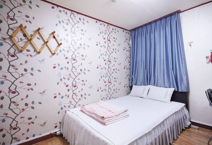 فندق على الطريق Andong Lotto