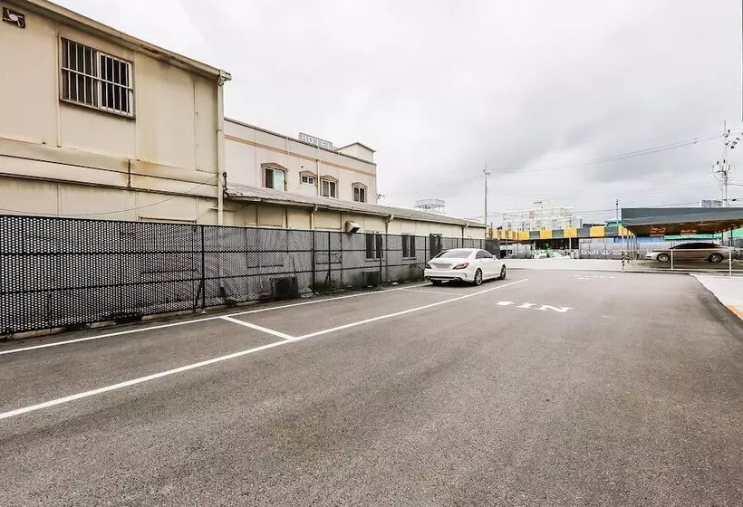 Motelli Black Pearl Gongju