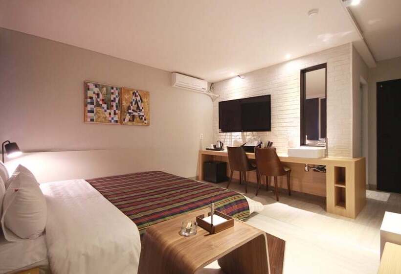 Motel Deokcheon Den Basta