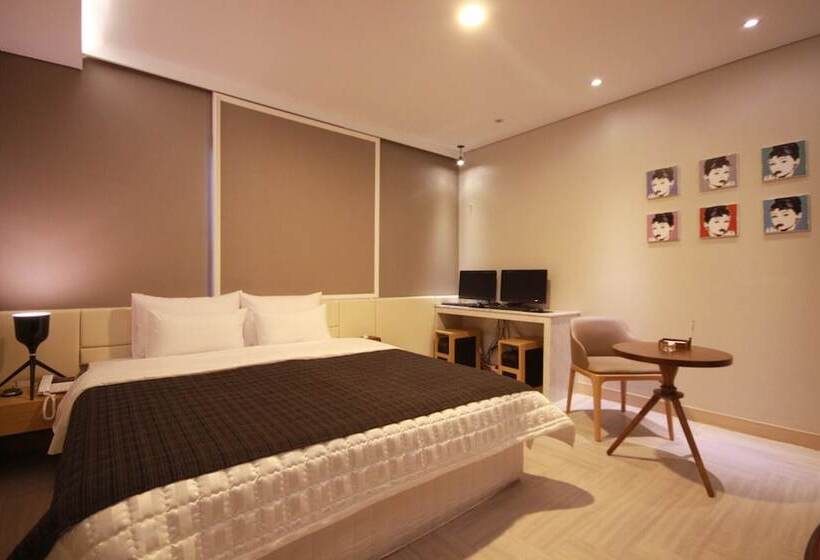 Motel Deokcheon Den Basta