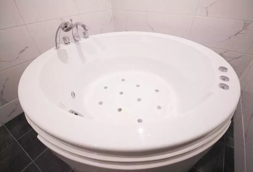 Motelli Daegu Pyeongri Dong Hotel Cian