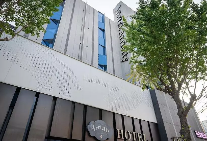 مُتل Gimhae Eobangdong Arietty Hotel A