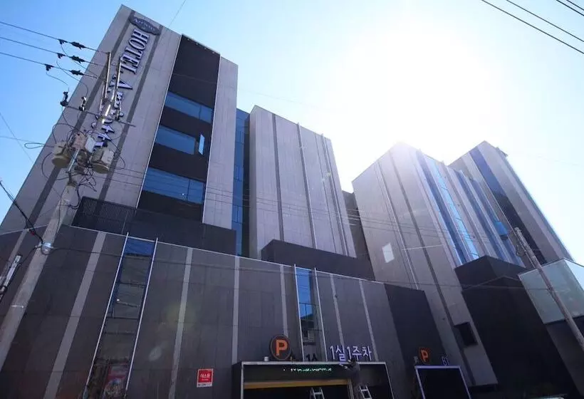 مُتل Gimhae Eobangdong Arietty Hotel A