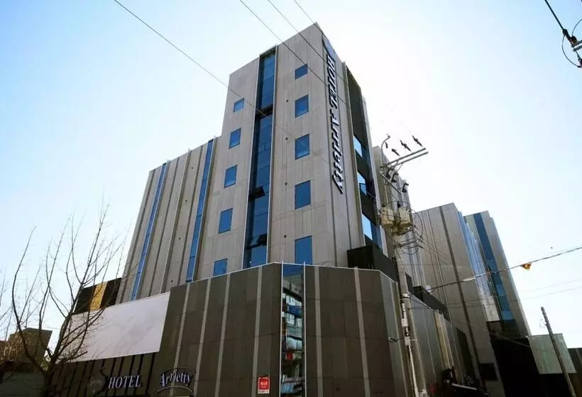 مُتل Gimhae Eobangdong Arietty Hotel A