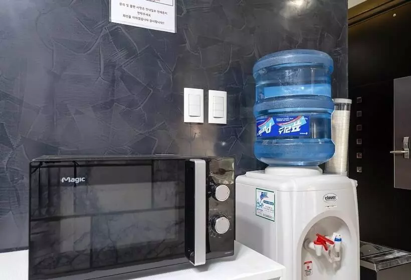 مُتل Gimhae Eobangdong Arietty Hotel A