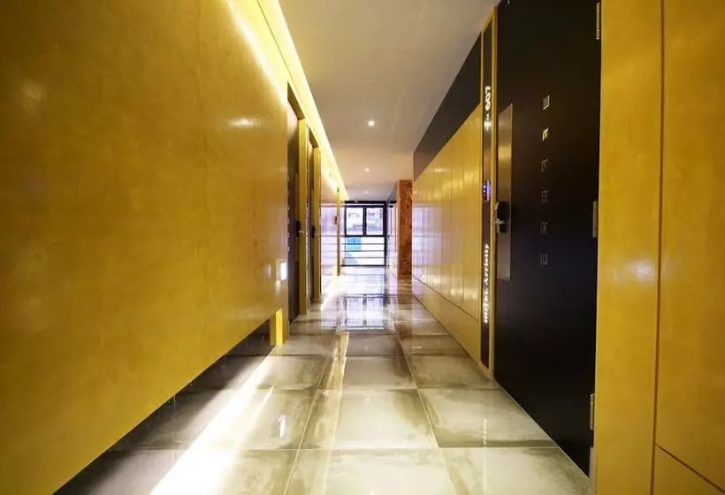 مُتل Gimhae Eobangdong Arietty Hotel A
