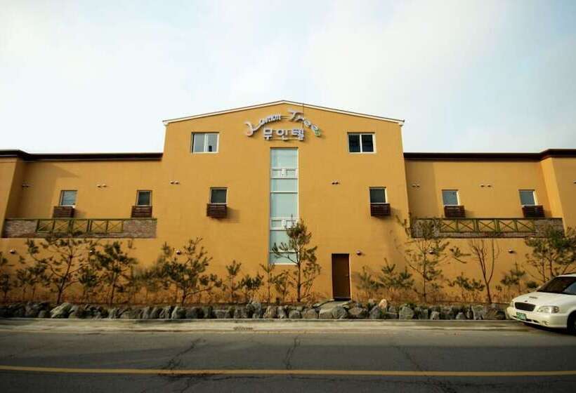 Motel Gunsan Lemon Tree