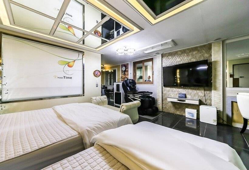 모텔 Ulsan Junggu Time