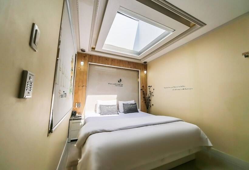 모텔 Ulsan Junggu Time