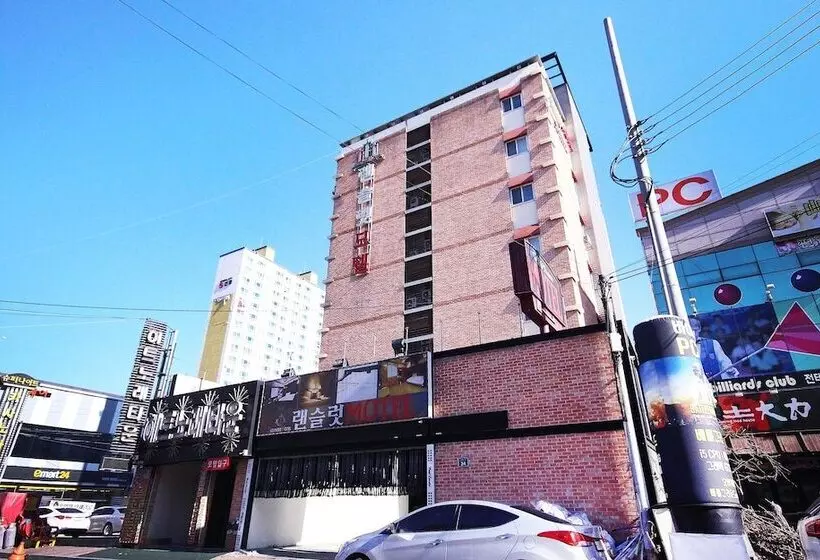 Motelli Western Wonpyeongdong Lancelot