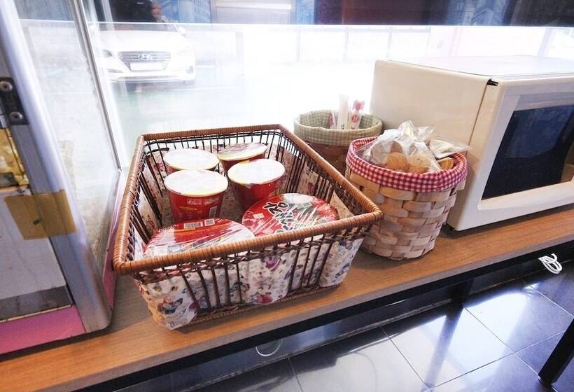 Motel Western Wonpyeongdong Lancelot