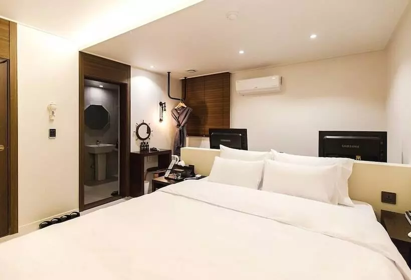 Motelli Daegu Dongseongro Yaja Daegu Seomun Market Branch