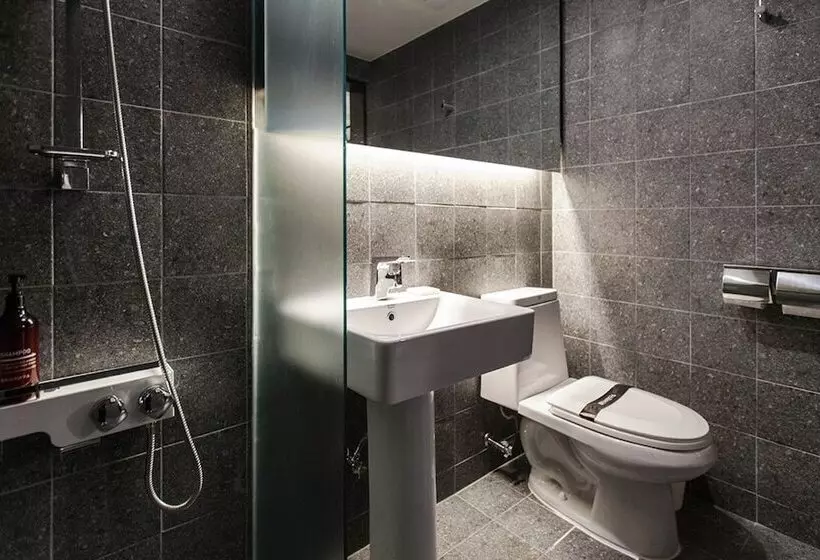 Motelli Daegu Dongseongro Yaja Daegu Seomun Market Branch