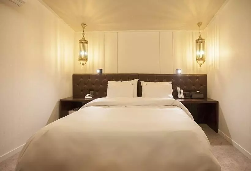 Motelli Daegu Dongseongro Yaja Daegu Seomun Market Branch