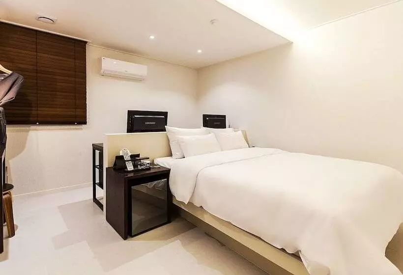 Motelli Daegu Dongseongro Yaja Daegu Seomun Market Branch