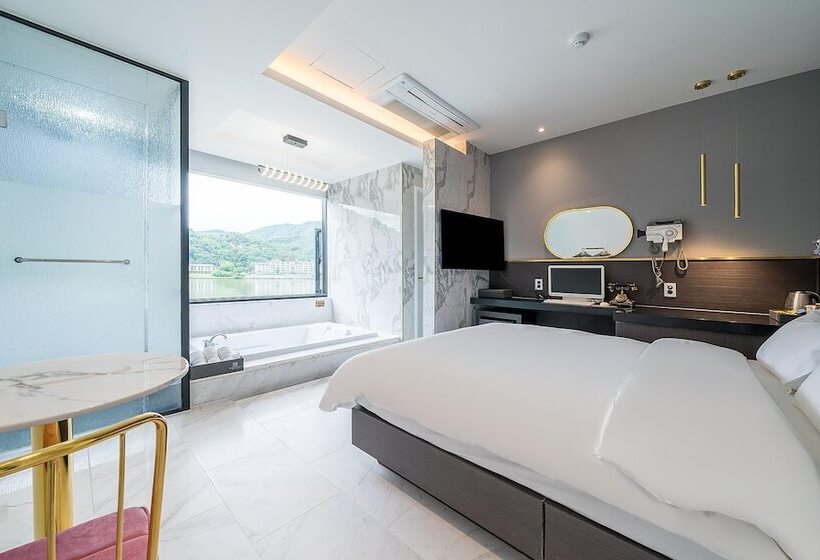 Motel Yangpyeong Riverion