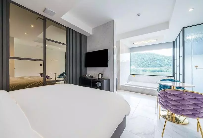 Motelli Yangpyeong Riverion