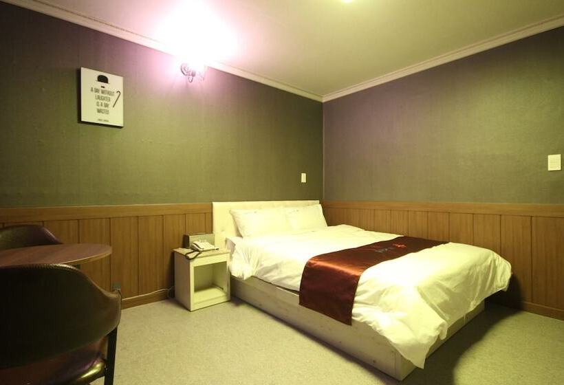 Motel Yeongdeok View